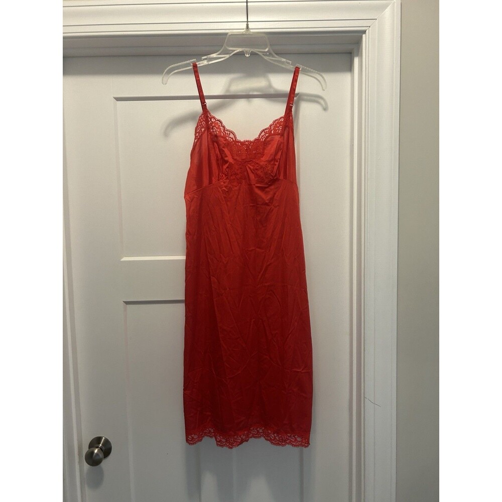 Vintage Red Slip Sheer Lace Trim Front Panel Cottagecore Grannycore Size 36 80’s
